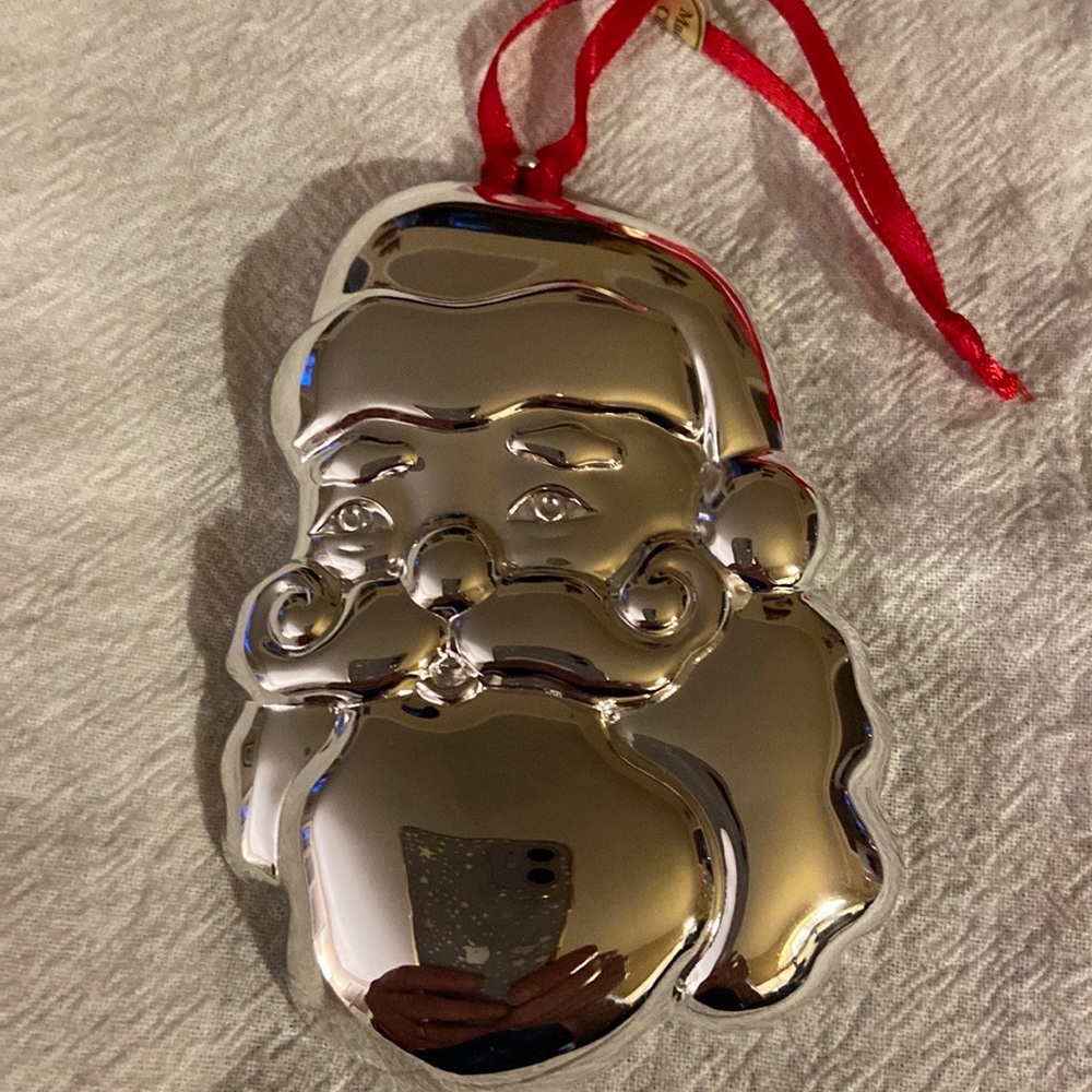 Royal Limited Silver Santa Ornament